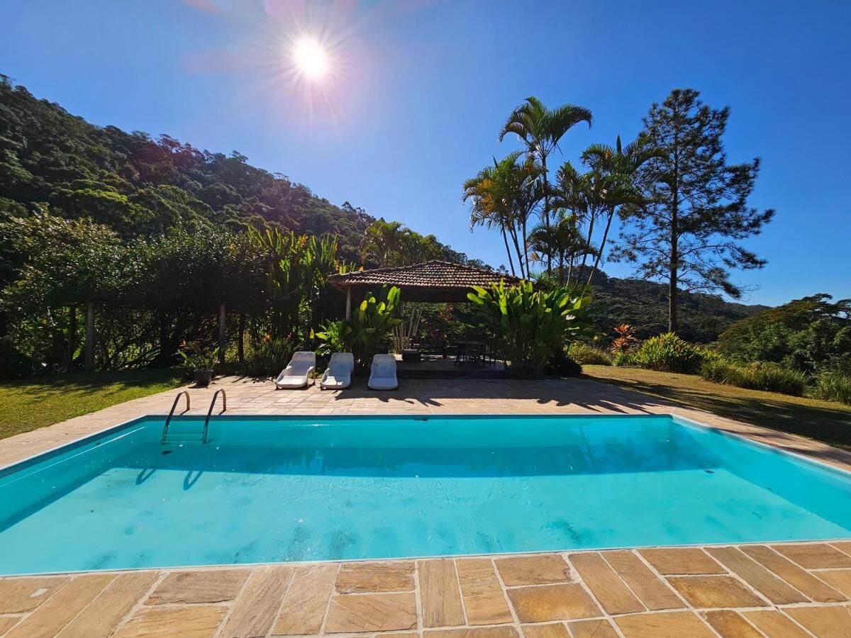 Piscina ao ar livre